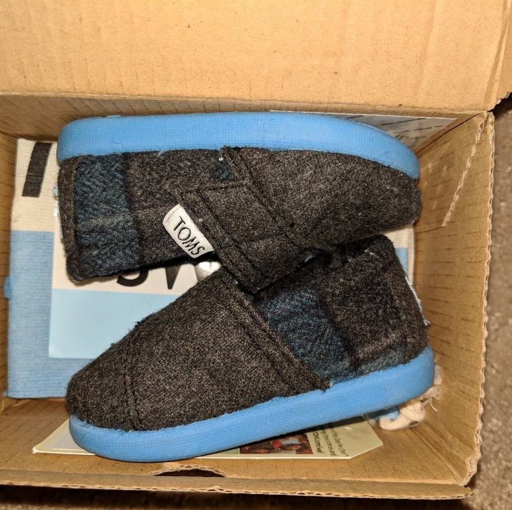 Toms Tiny Classics NWB